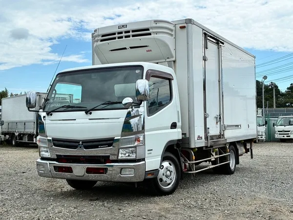 2012 Mitsubishi Canter
