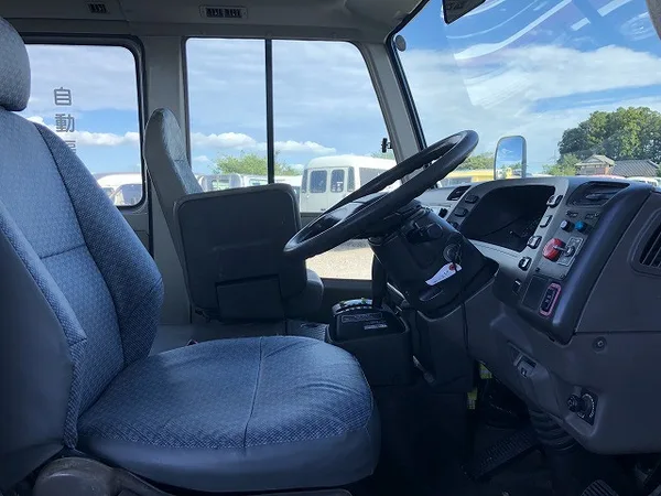 2001 Mitsubishi Rosa