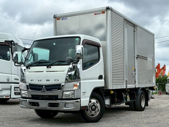 2016 Mitsubishi Canter