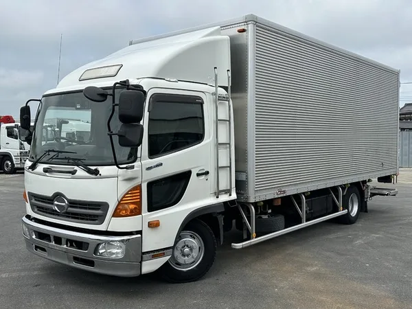 2013 Hino Ranger