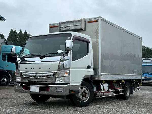 2015 Mitsubishi Canter