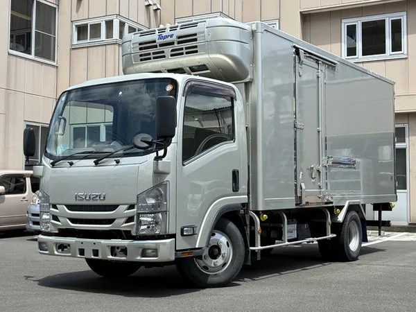 2021 Isuzu Elf