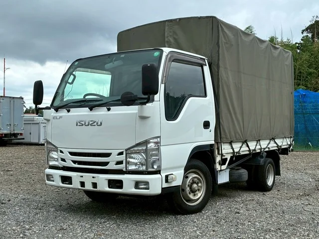 2017 Isuzu Elf