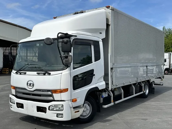 2015 UD Trucks Condor