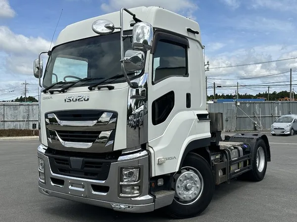 2018 Isuzu Giga