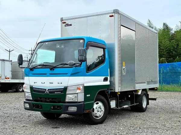 2017 Mitsubishi Canter