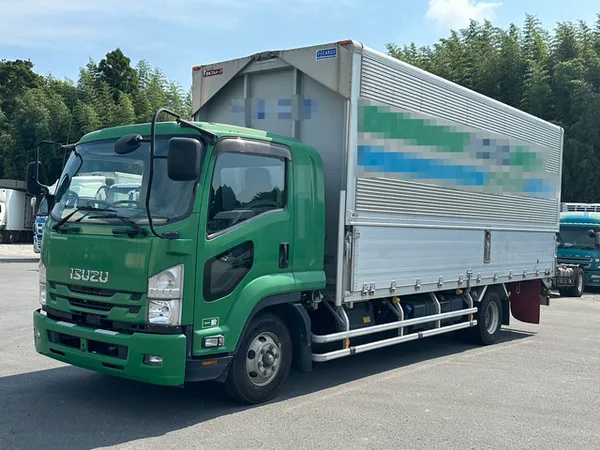 2018 Isuzu Forward