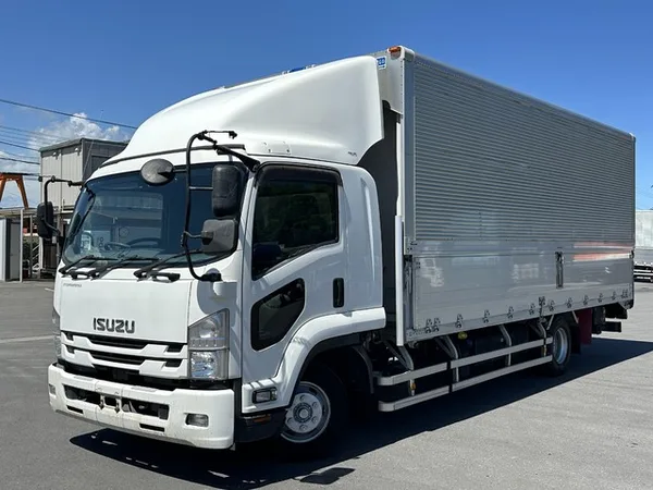 2020 Isuzu Forward