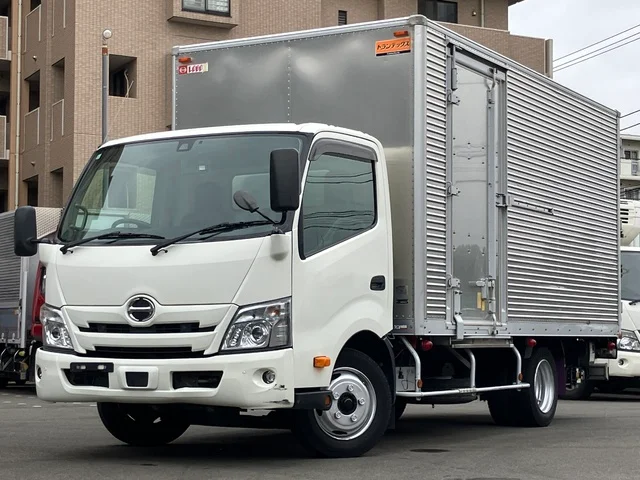 2021 Hino Dutro