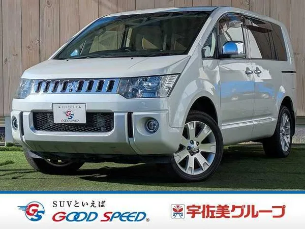 2013 Mitsubishi Delica D5