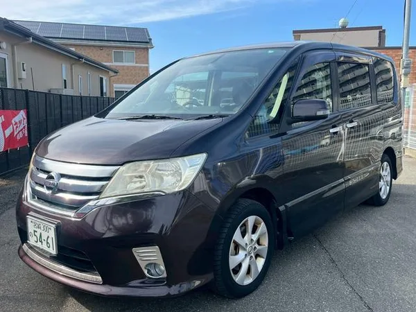 2011 Nissan Serena