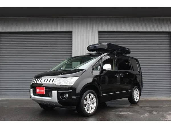 2016 Mitsubishi Delica D5