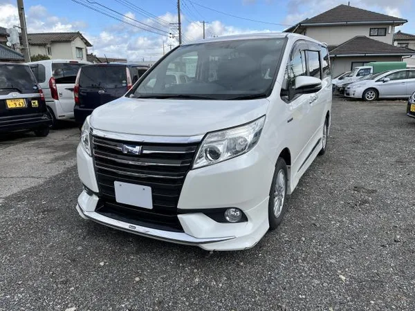 2015 Toyota Noah