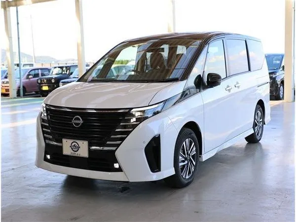 2025 Nissan Serena