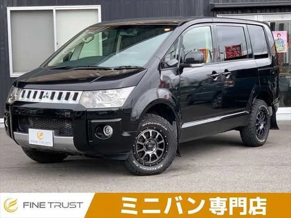 2018 Mitsubishi Delica D5