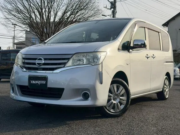 2011 Nissan Serena