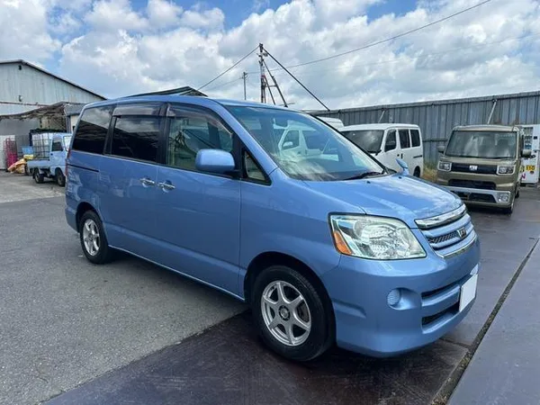 2007 Toyota Noah