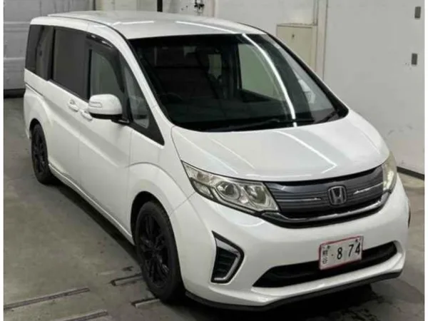 2015 Honda Stepwgn