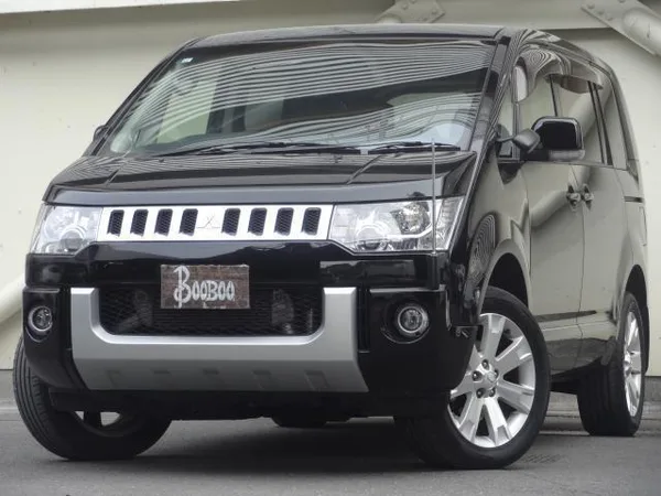 2015 Mitsubishi Delica D5