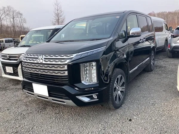 2025 Mitsubishi Delica D5