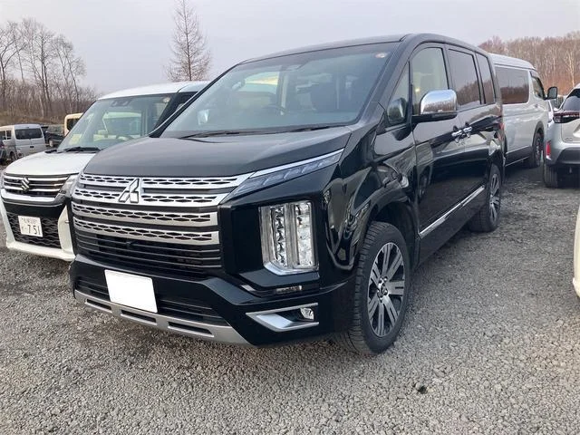 2025 Mitsubishi Delica D5