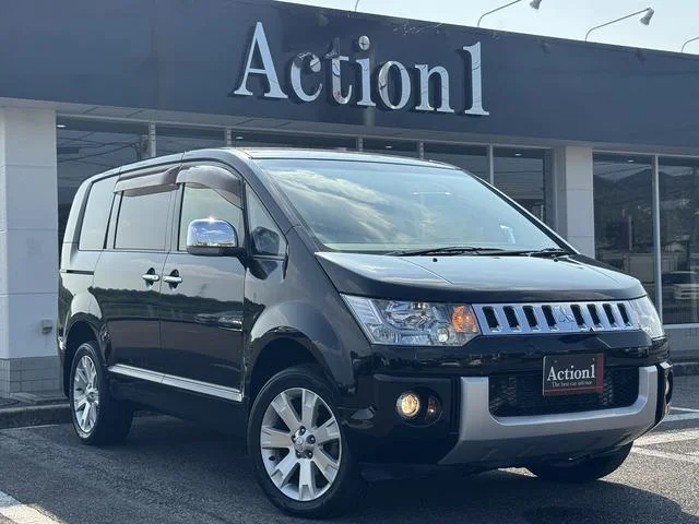 2016 Mitsubishi Delica D5
