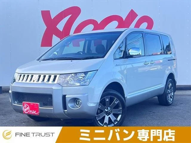 2018 Mitsubishi Delica D5