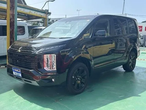 2025 Mitsubishi Delica D5