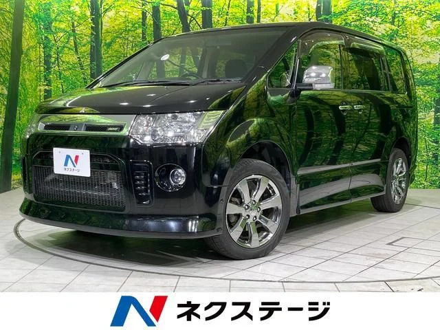 2017 Mitsubishi Delica D5