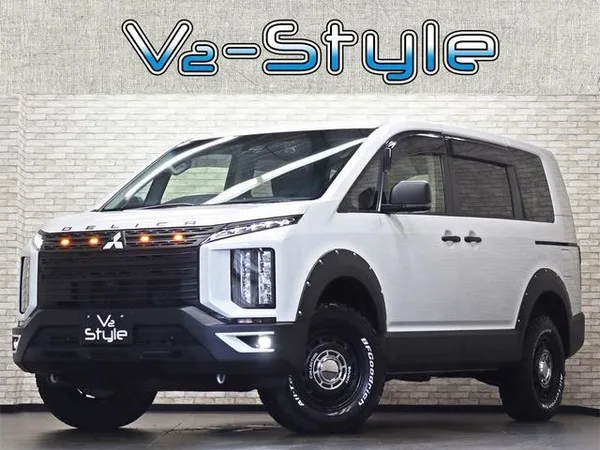 2024 Mitsubishi Delica D5