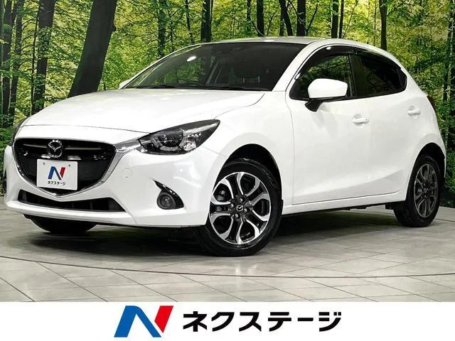 2016 Mazda Demio