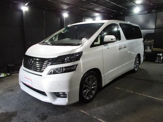 2011 Toyota Vellfire