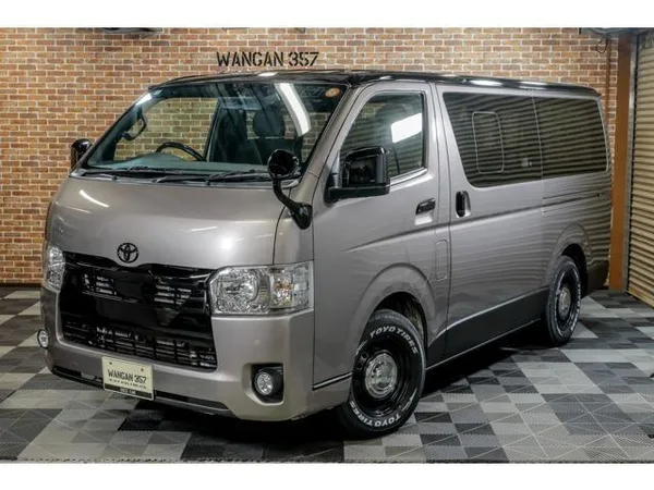 2022 Toyota Hiace Van