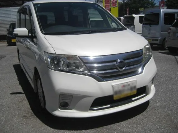 2012 Nissan Serena