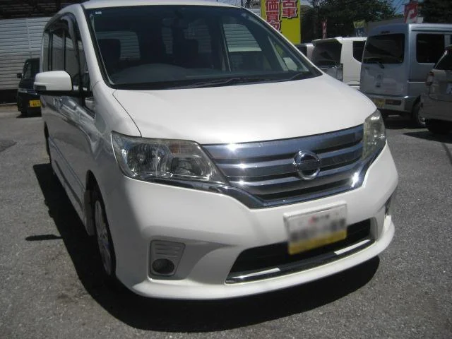 2012 Nissan Serena