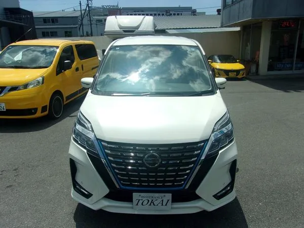 2022 Nissan Serena