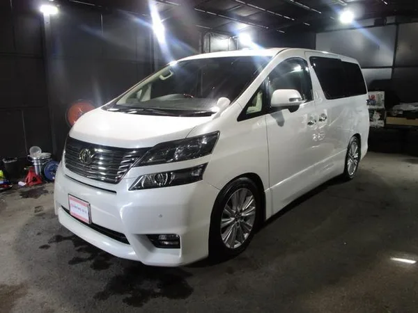 2010 Toyota Vellfire
