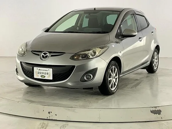 2013 Mazda Demio