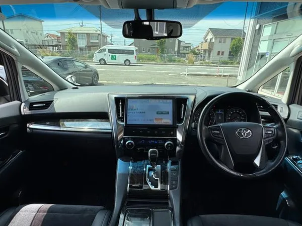 2016 Toyota Vellfire