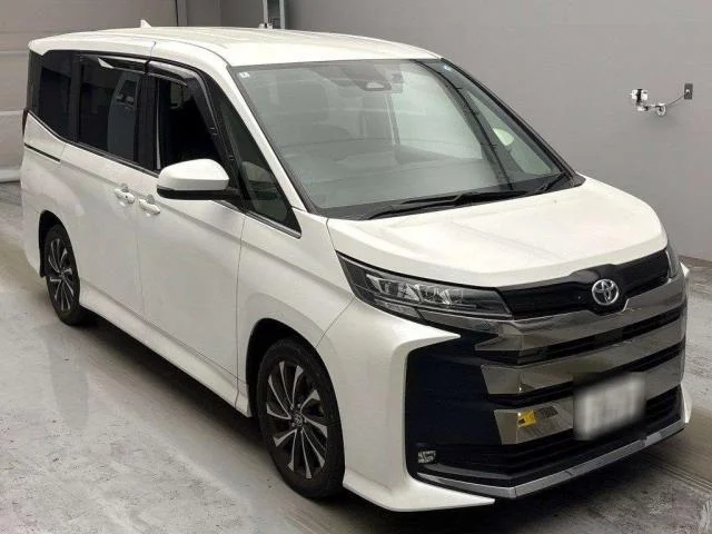 2022 Toyota Noah