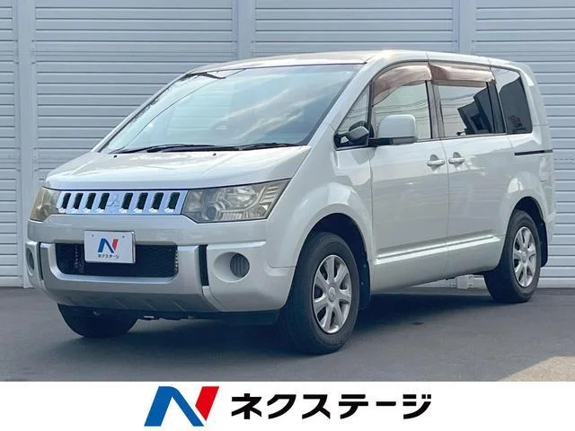 2013 Mitsubishi Delica D5
