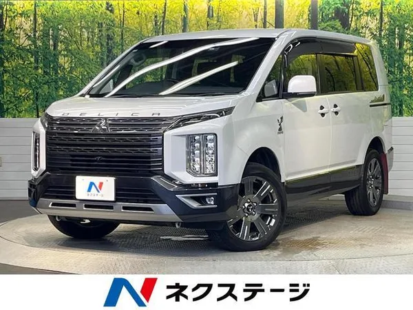 2022 Mitsubishi Delica D5