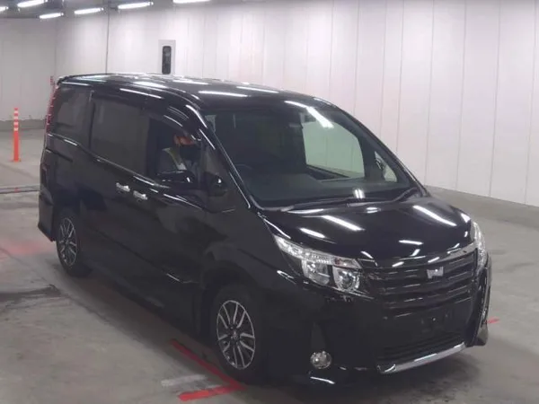 2016 Toyota Noah