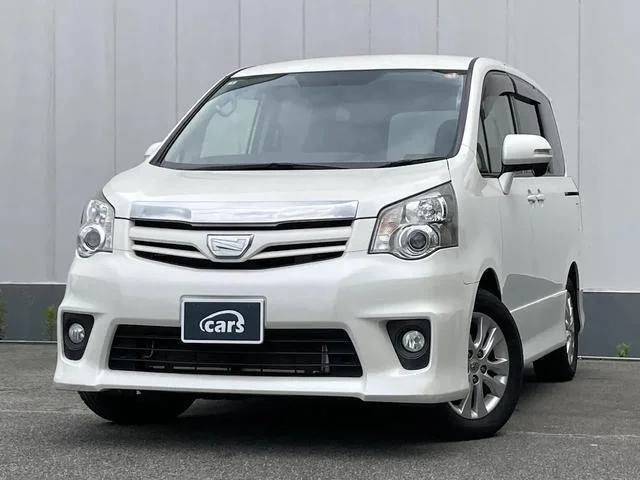 2012 Toyota Noah
