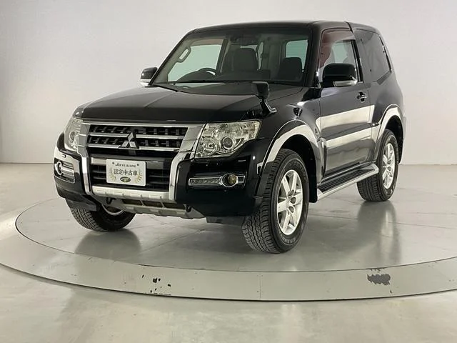 2015 Mitsubishi Pajero