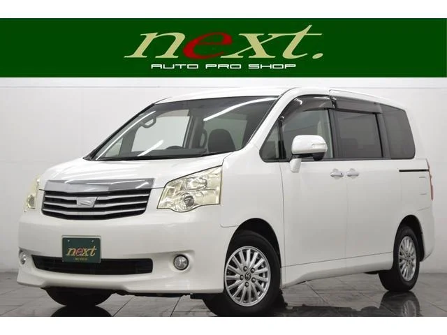 2012 Toyota Noah