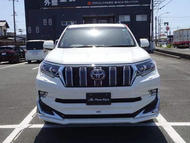 2022 Toyota Land Cruiser Prado