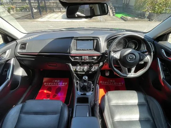2014 Mazda Atenza