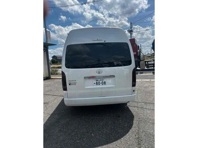 2022 Toyota Hiace Van