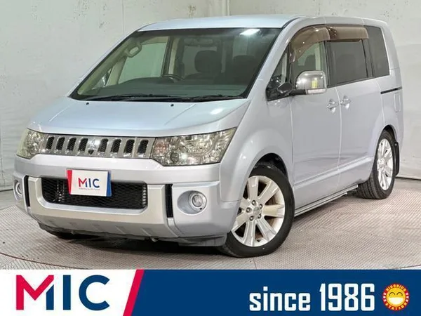 2008 Mitsubishi Delica D5